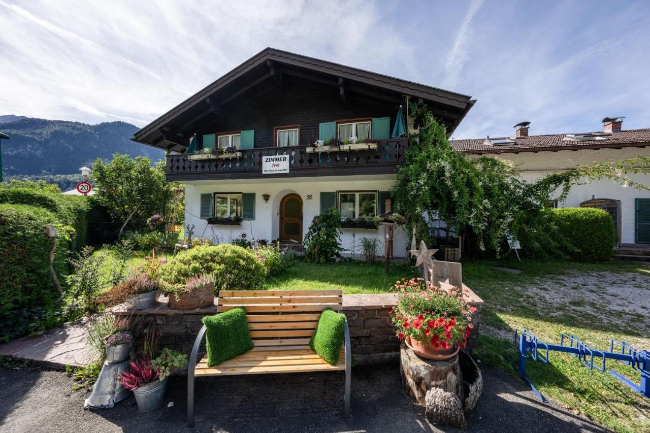 Gaestehaus Doering Mittenwald Luaran gambar