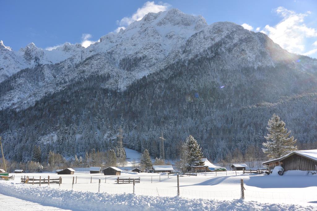 Gaestehaus Doering Mittenwald Luaran gambar